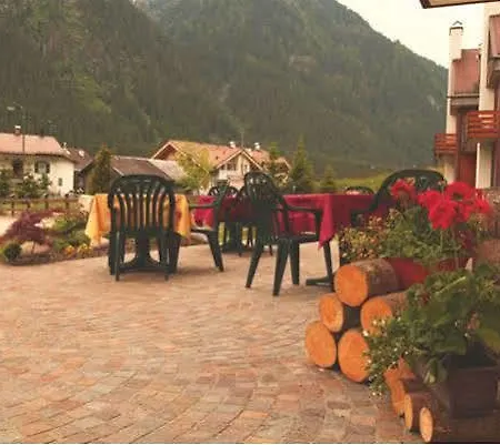 Garnì Prà Fiorì Hotel 3*