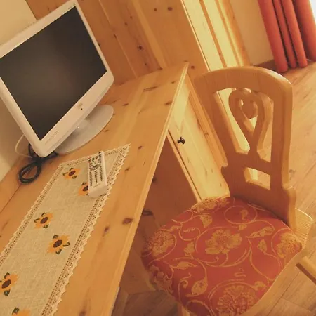 Garni Pra Fiori Hotel